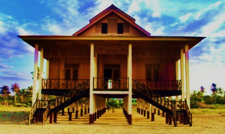 Rumah Adat Gobel Gorontalo